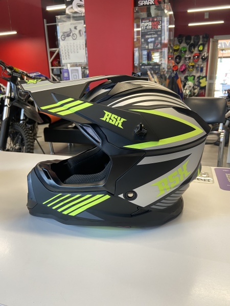 Шлем эндуро RSX Vector (черно-зеленый матовый люминесцентный, M)